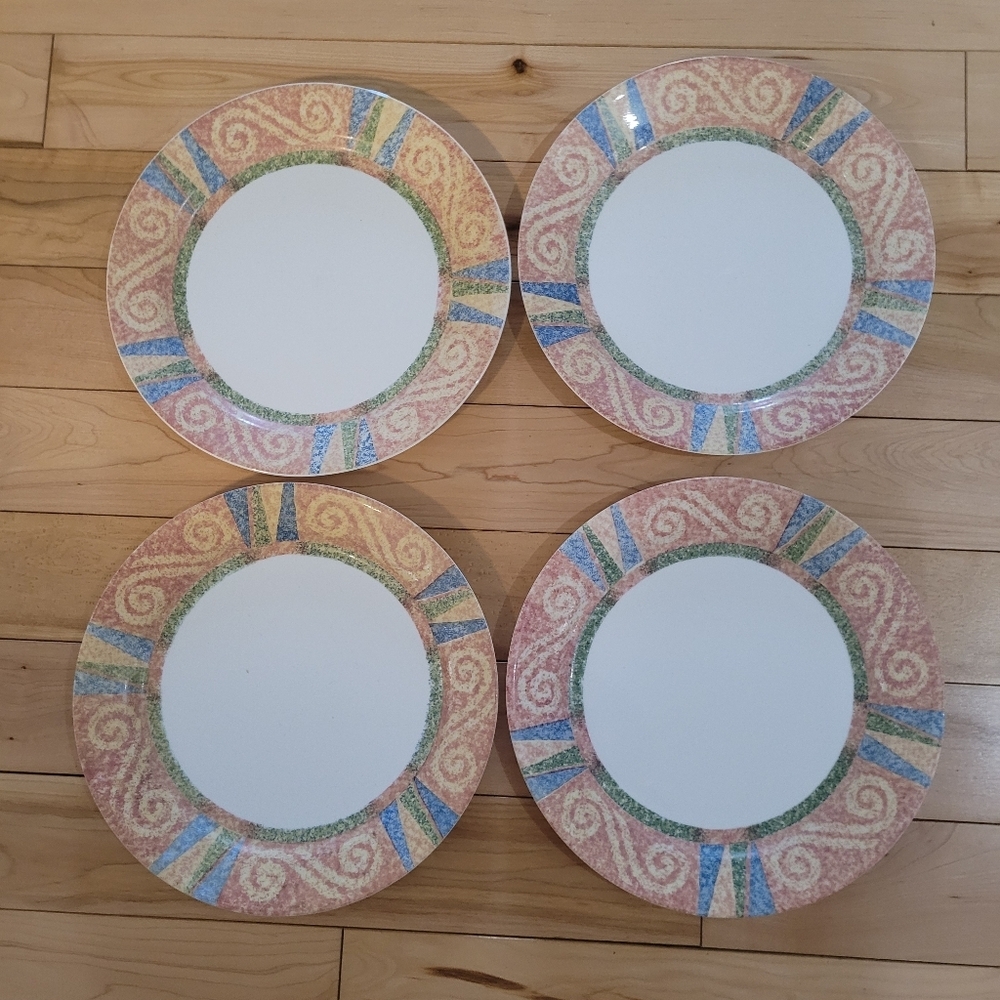 4 Corelle Sand Art dinner plates